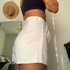 White Pleated Shorts with Pockets